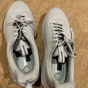 Men's Gray Athletic Shoes